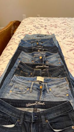 Universal Thread- Target jeans