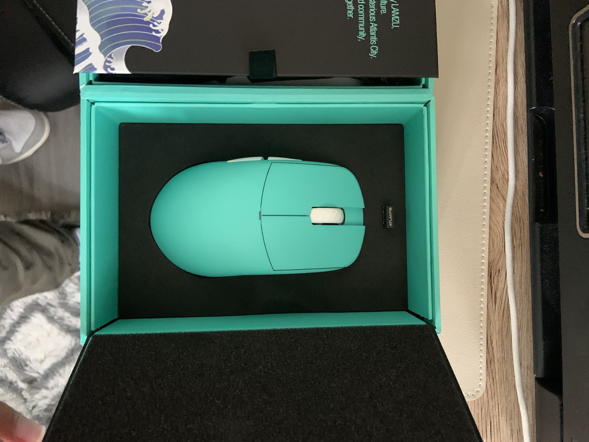 Atlantis mini Pro 4k Wireless Gaming mouse