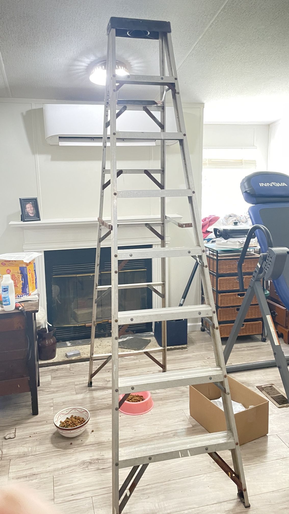 Husky 8 foot aluminum A-frame ladder