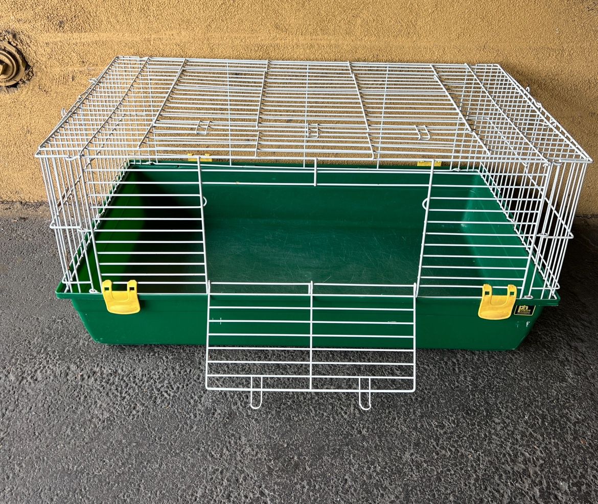 Large Rabbit / Guinea Pig / small animal cage 