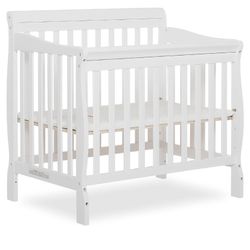 Mini Crib W/mattress 