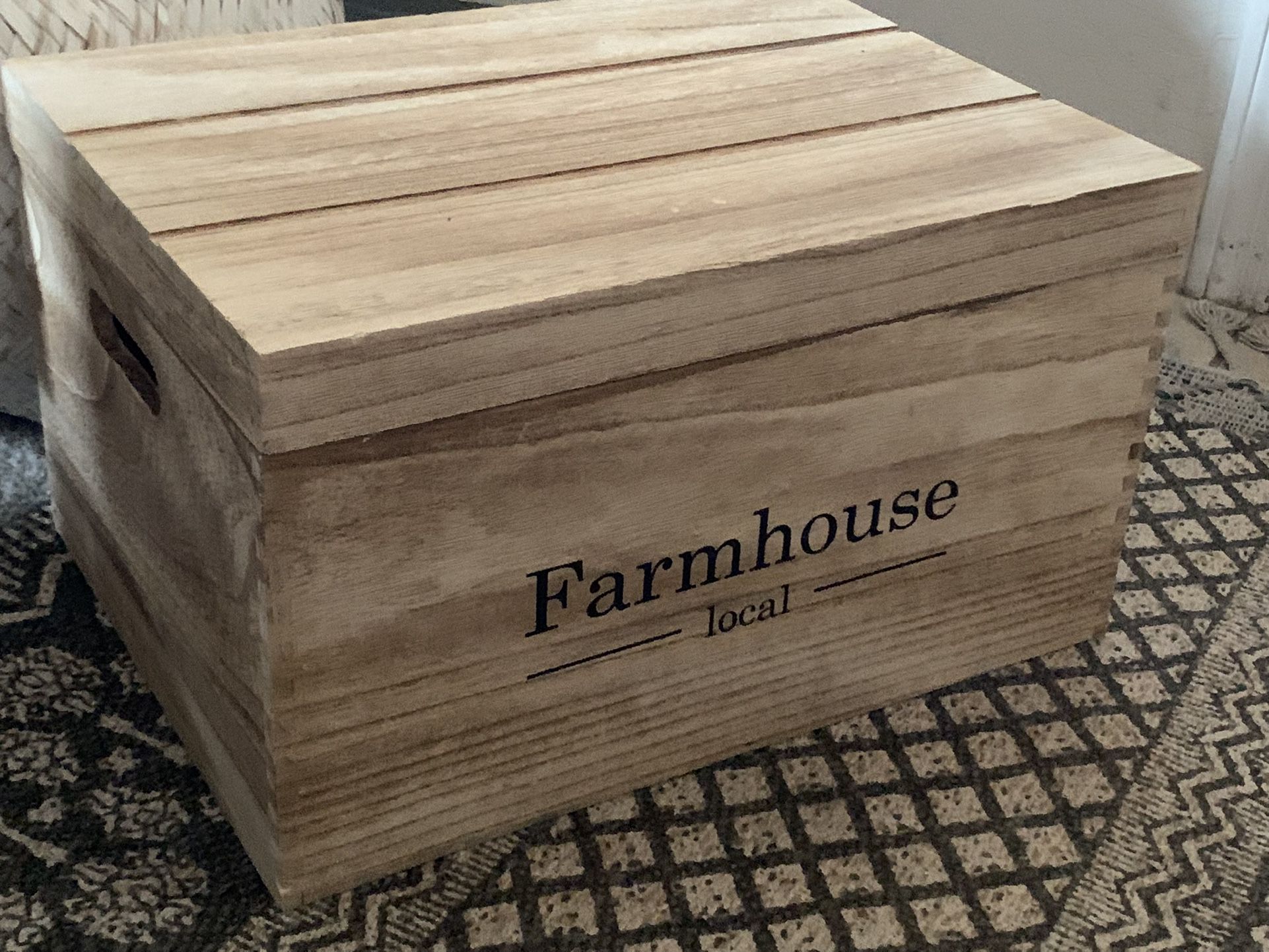 Wooden Farmhouse Decor Box 