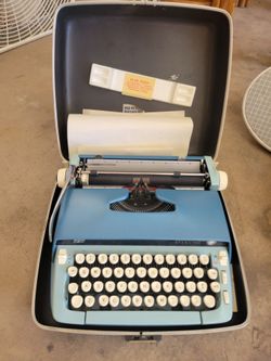 Typewriter Smith Corona