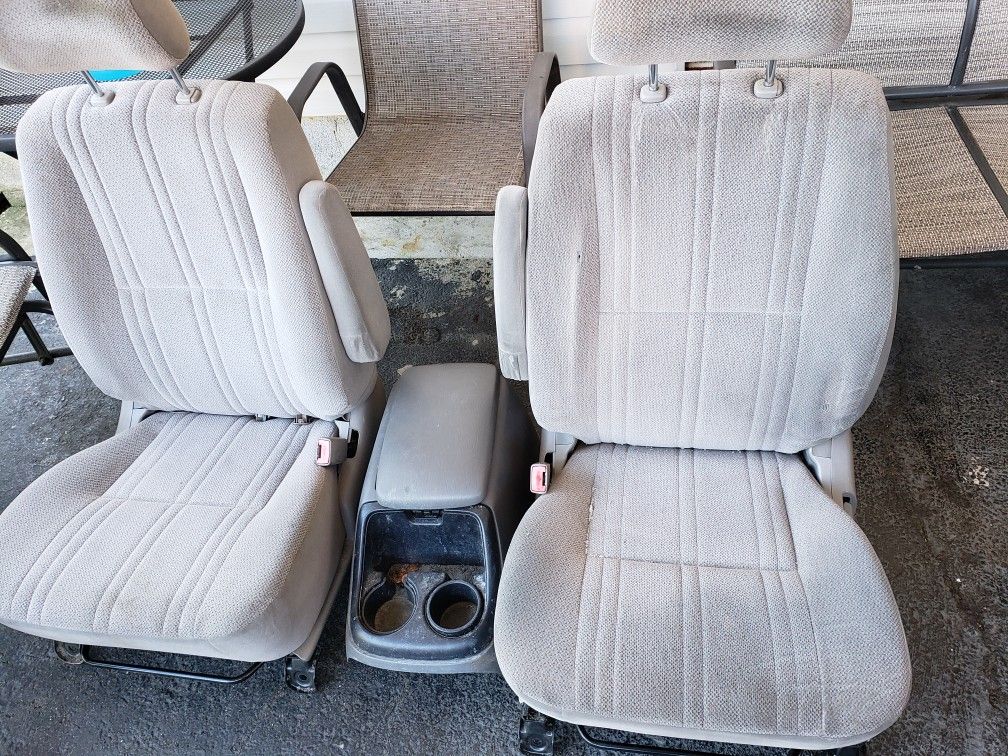 2000 Toyota tundra Bucket seats