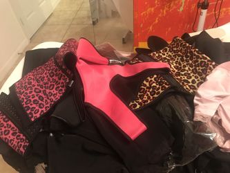 Shape Wear / Waist Belts / Women’s Wear/ Work out