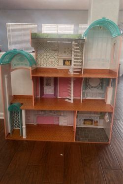 Barbie house