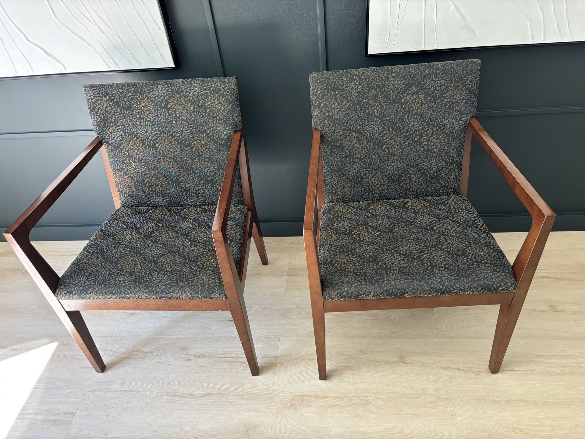 Set Of 4 Chairs