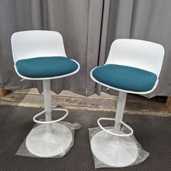 Barstools Set 2