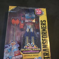 Transformers Cyberverse Ultimate Class Optimus Prime