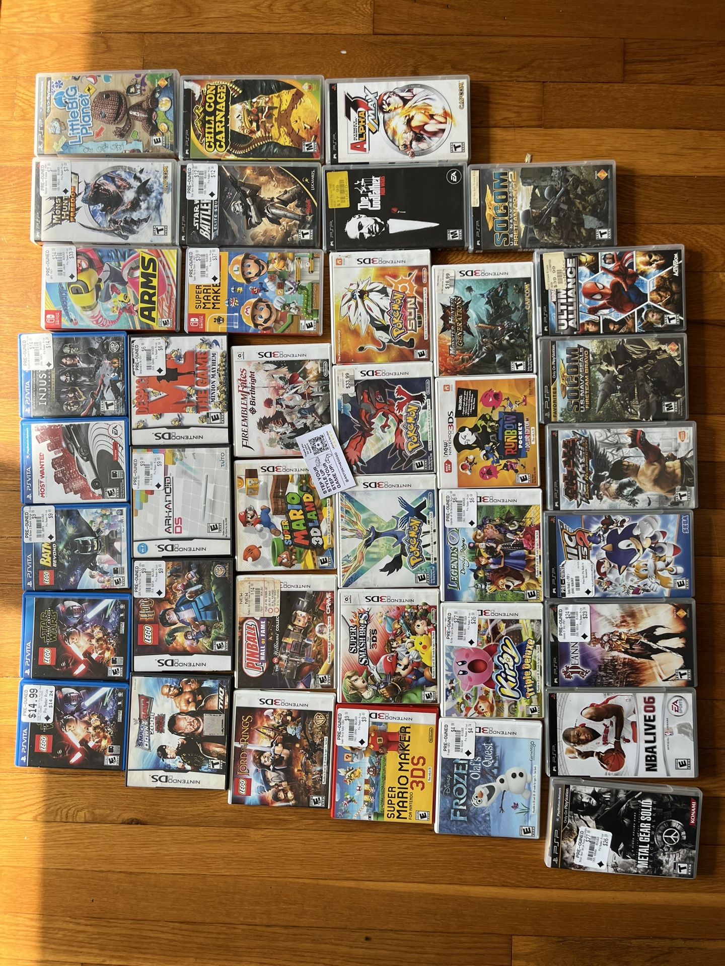 Ps Vita,Nintendo DS,3DS And PSP Video Game Lot