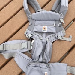 Ergobaby Carrier