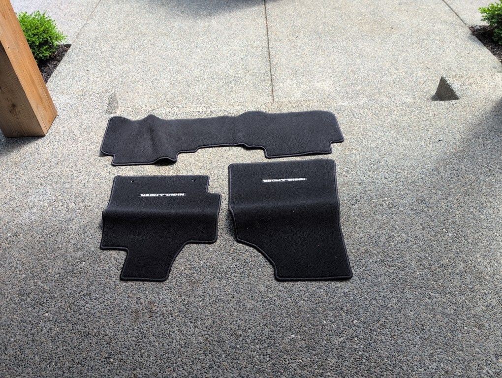 Toyota Highlander Mats