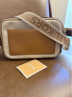 Michael Kors Maeve Large East West Pocket Crossbody