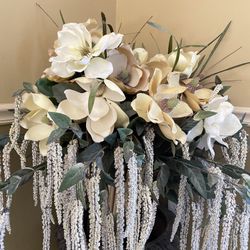 Flower Decor With Glass Vase 