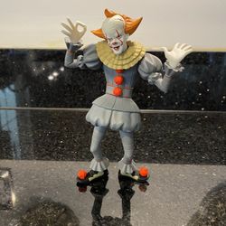 Toony Terrors IT (2017) PENNYWISE 6" Scale Action Figure