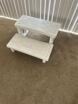 Spa stepping stool