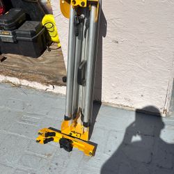 Dewalt 