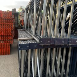 Uprights Teardrop Style 