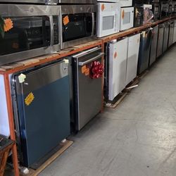 BLACK FRIDAY DEALS! Dishwashers And Microwaves! 0 To 55 Down No Credit Financing.