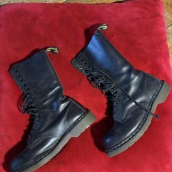 Doc Martin Boots 