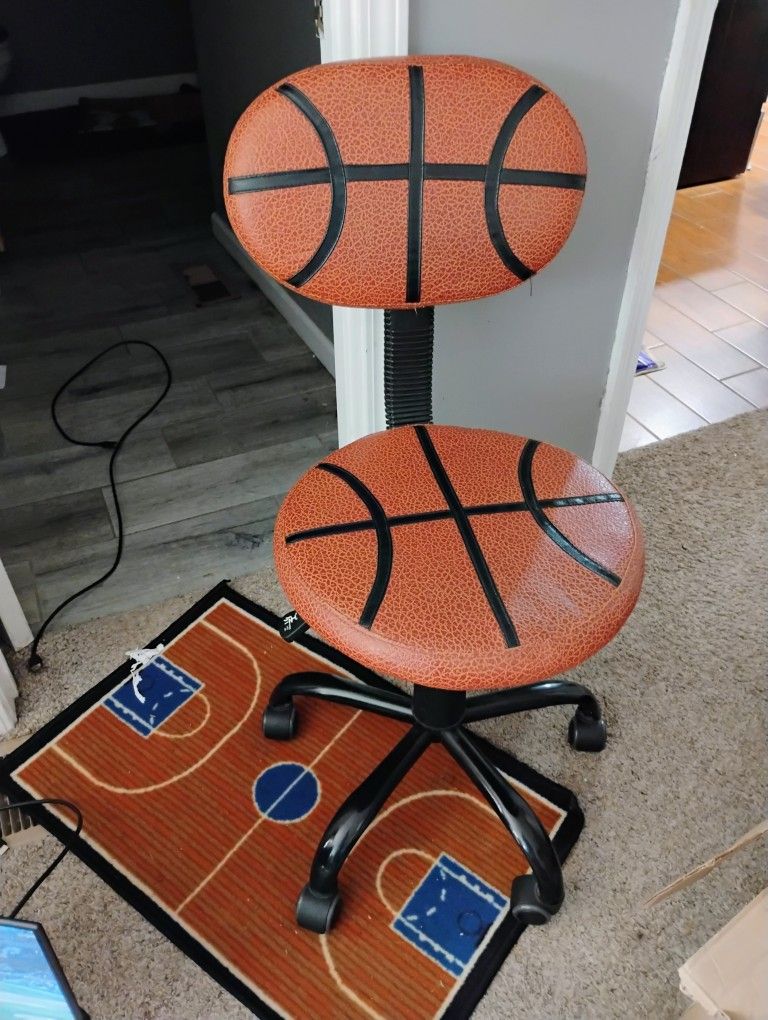Basketball Rolling Desk Chair And Rug