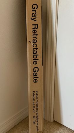 Gray retractable gate