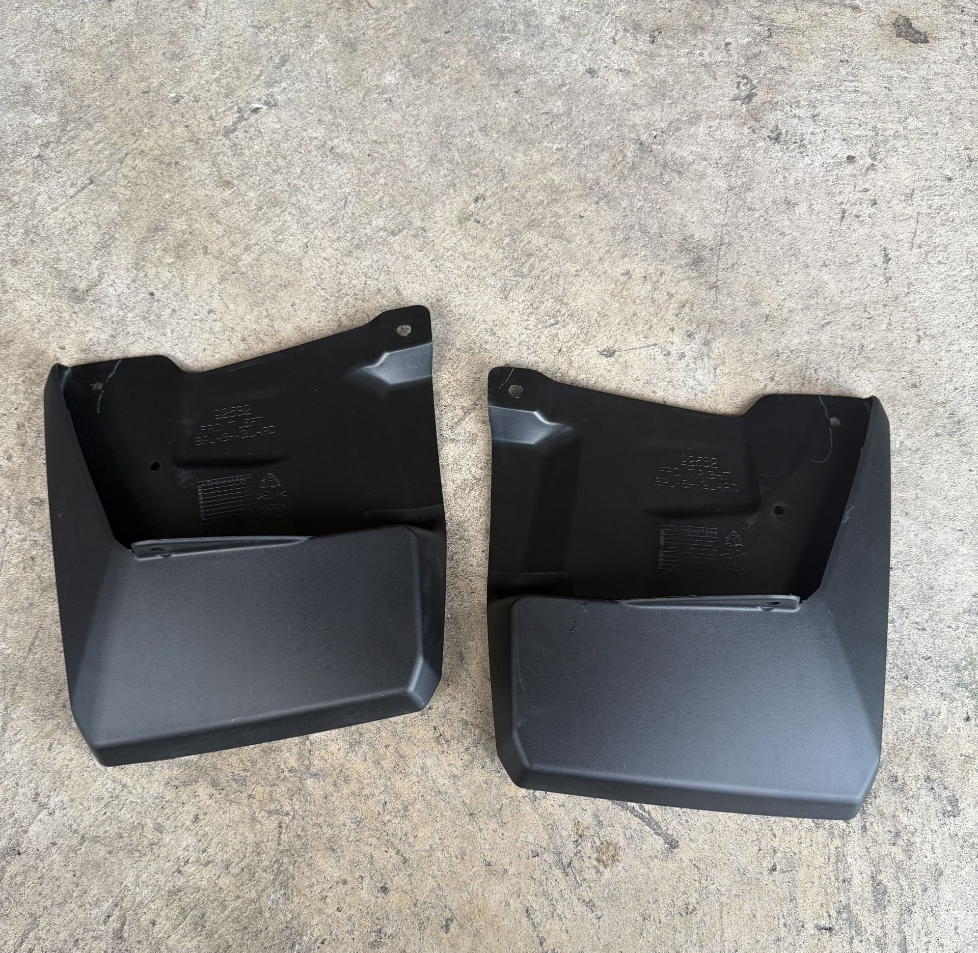 2022-2025 Tundra Splash Guards Oem