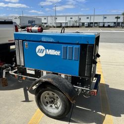Miller big blue 400 pro Welder/Generator For Sale 