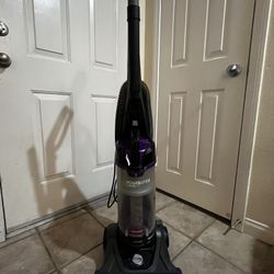 Bissell Powerlifter Swivel Pet Vacuum 