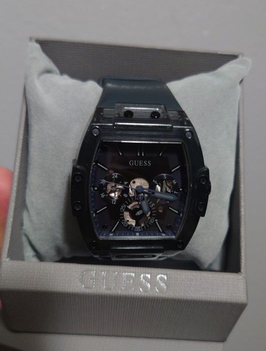 Guess Watch