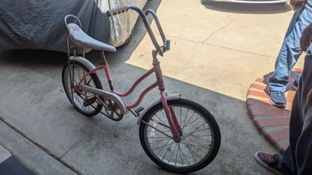 Schwinn Fair Lady Bicycle - Holiday Rose (pink)