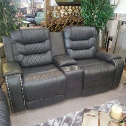 New Power Reclining Grey Loveseat with Console cup holders