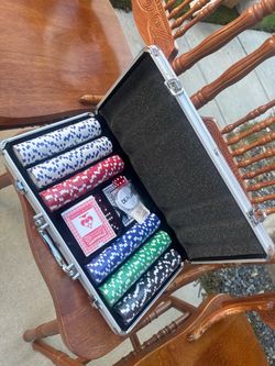 Poker chips and card set