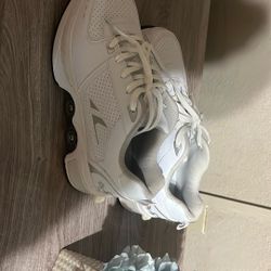 Shoes That Turn Into Roller Skates