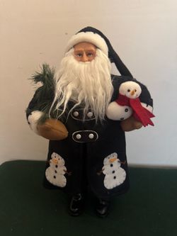 15-inch Snowman Claus Wearing a black coat and black leather boots ✨🌲