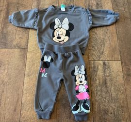 Minnie mouse sweater and pant set