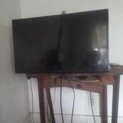 32 Inch Insignia  Hd Tv 