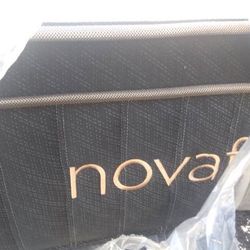New Queen Size Novaform Mattress 