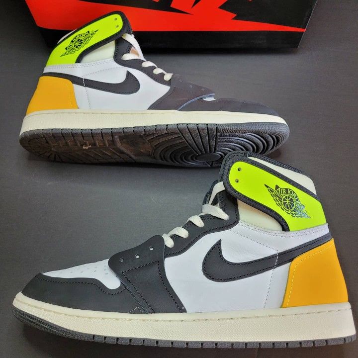 Jordan 1 Volt Gold Size 8
