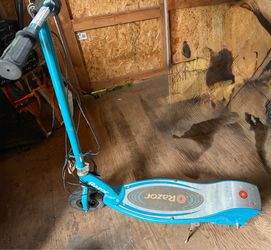 Razor scooter E200