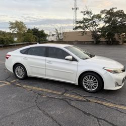 2013 Toyota Avalon Hybrid