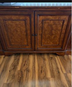 Wood cabinet