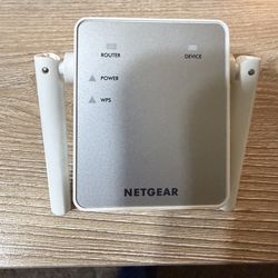 Netgear AC750 WiFi Range Extender (EX3700)