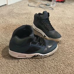 Air Jordan 5 Man Like New Size 10.