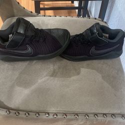 Nike 2 Y