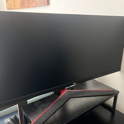 LG Widescreen Monitor 