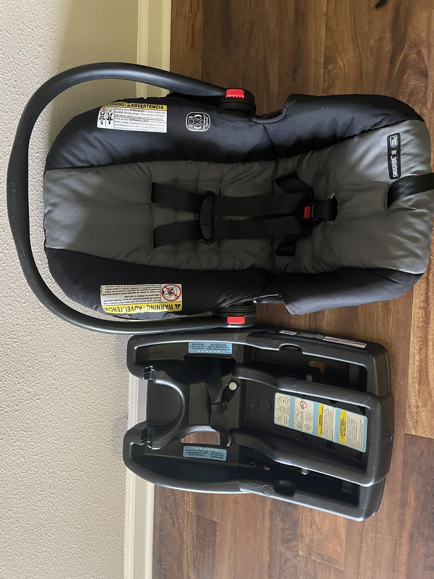 Graco Baby Car Seat(like new)