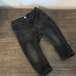 SHEIN baby jeans size 12 months