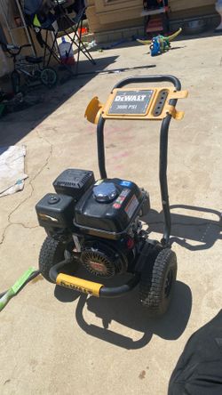 Dewalt pressure washer w/ Honda gx motor