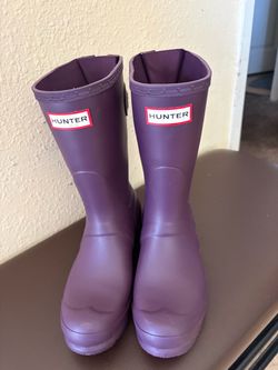 Hunter Short Rain Boots Purple size 6